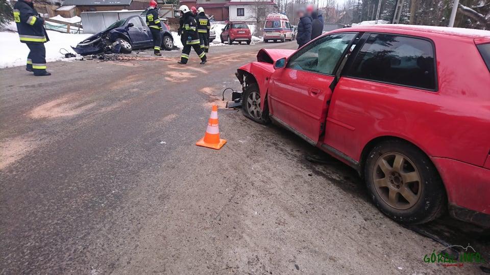 Groźny wypadek w Leśnicy (zdjęcia)