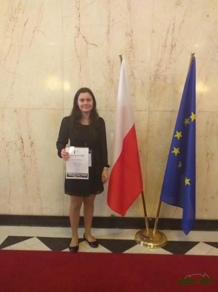 Uczennica II LO w Nowym Targu zwyciężczynią Ogólnopolskiego Konkursu Krasomówczego (zdjęcia)