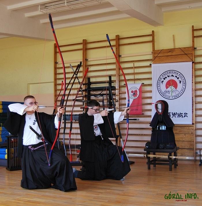Na terytorium 