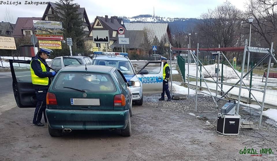 Policjanci walczą ze smogiem