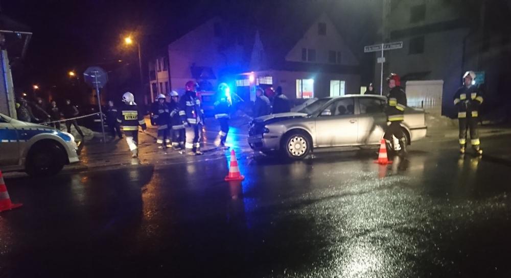 Zderzenie dwóch samochodów w Nowej Białej - ranne dziecko (zdjęcia)