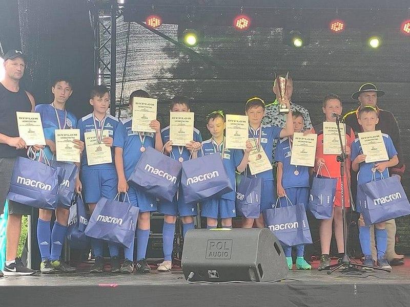 Memoriał im. Stanisława Trebuni – Tutki „UJKA” XVIII DUNAJECKIE GRANIE – DLA TYCH, CO WŁASNEGO BOISKA NIE MAJĄ
