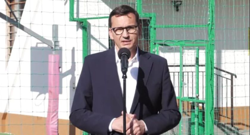 Premier Mateusz Morawiecki odwiedził Skrzypne - docenił współpracę samorządu gminy Szaflary z rządem