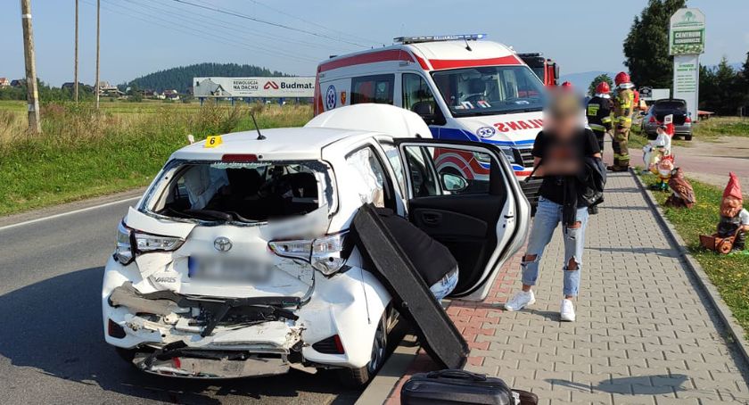 Groźne zderzenie trzech samochodów na zakopiance