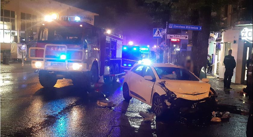 Zderzenie na górnych Krupówkach 