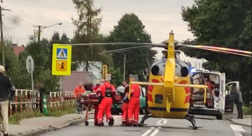 Nastolatka zabrana śmigłowcem do szpitala w Prokocimiu 