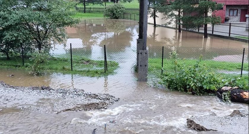 Zalane posesje w Pieniążkowicach
