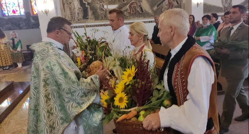 W Podczerwonem dziękowano Bogu za tegoroczne plony