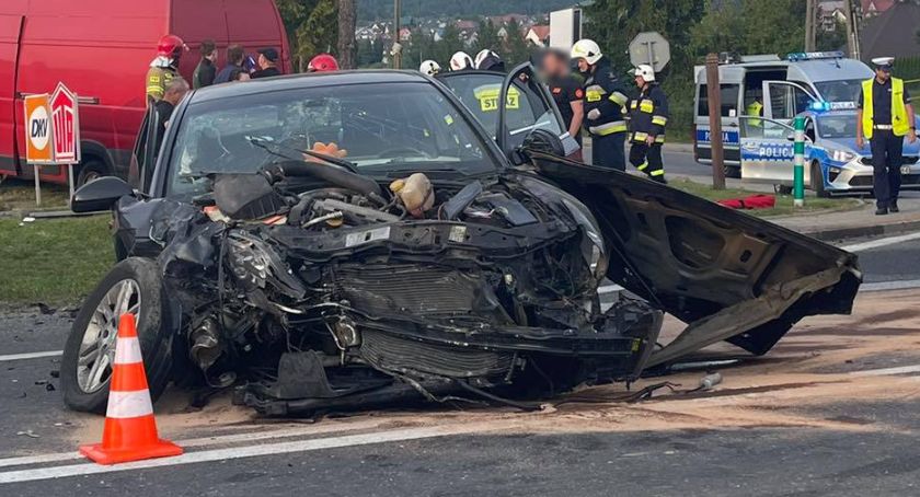 Groźny wypadek w Maniowach - są poszkodowani