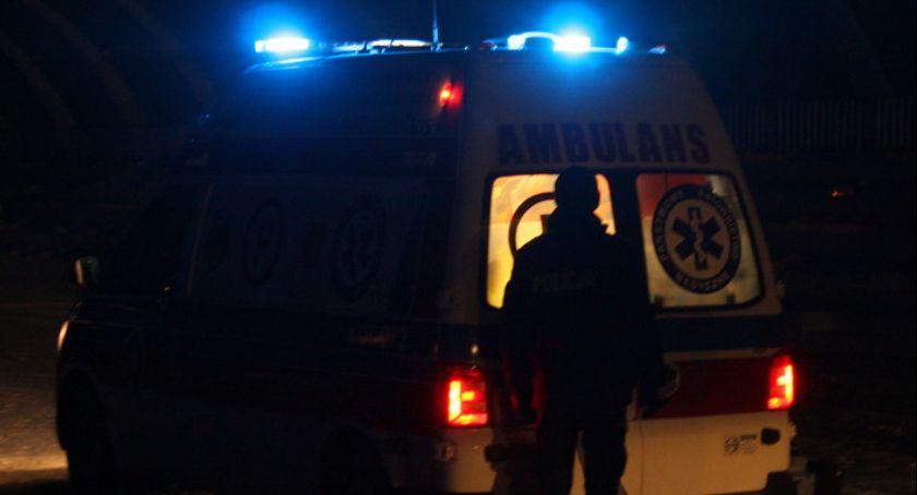 Pijana piesza wtargnęła pod samochód - zabrana do szpitala