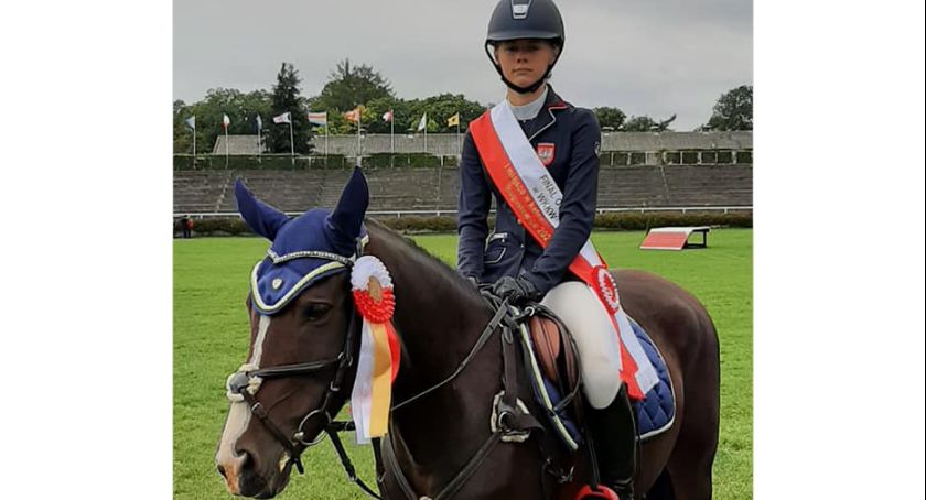 Justyna Krupa z Odrowąża najlepsza podczas Ogólnopolskiej Olimpiady Młodzieży we Wszechstronnym Konkursie Konia Wierzchowego