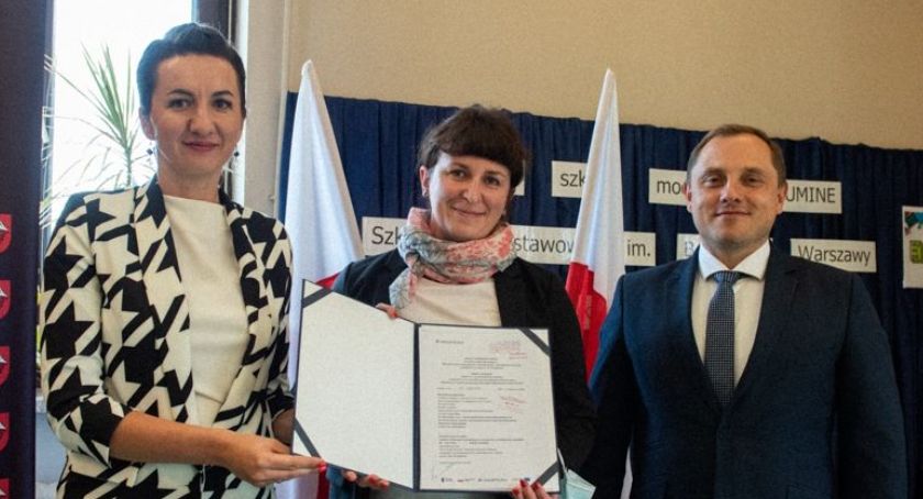 Nowe laptopy dla szkoły w Bukowinie Tatrzańskiej w ramach Małopolskiej Tarczy Antykryzysowej