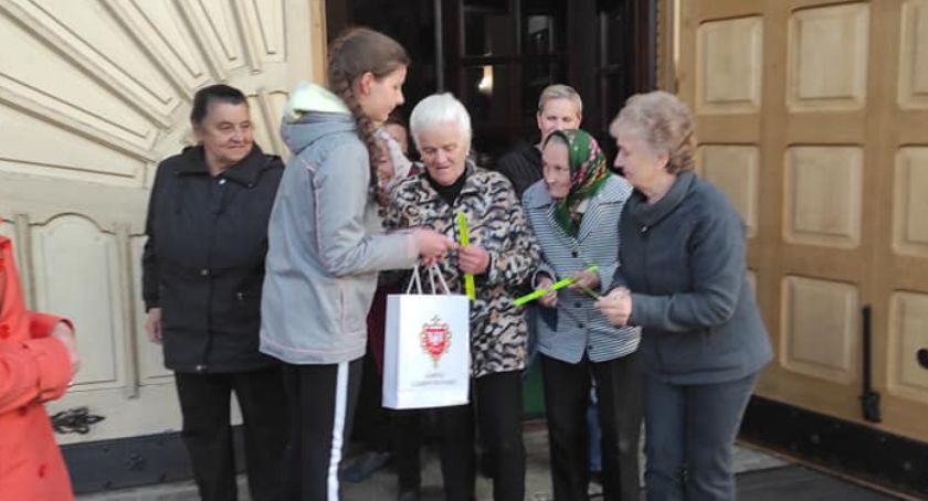 Odblaskowi seniorzy w Podczerwonem