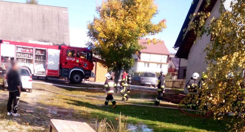 Pożar poddasza w jednym z domów w Lipnicy