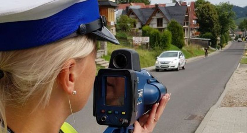 Pięciu piratów drogowych pożegnało się z prawem jazdy