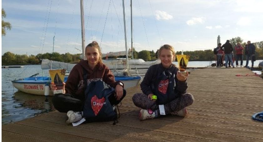 Eliza Dudas i Natalia Gąsienica-Wawrytko z pucharami