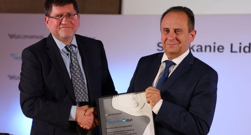 Andrzej Gut-Mostowy uhonorowany nagrodą Orły Turystyki Rzeczpospolitej
