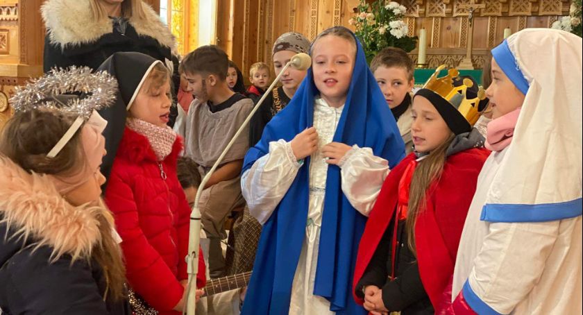 Korowód Wszystkich Świętych w Czerwiennem