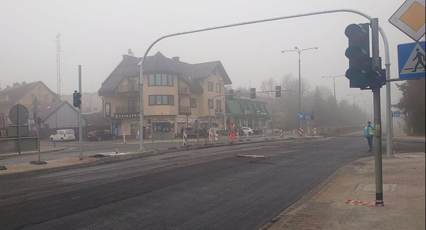 Wymieniają nawierzchnię na głównej drodze w Nowym Targu