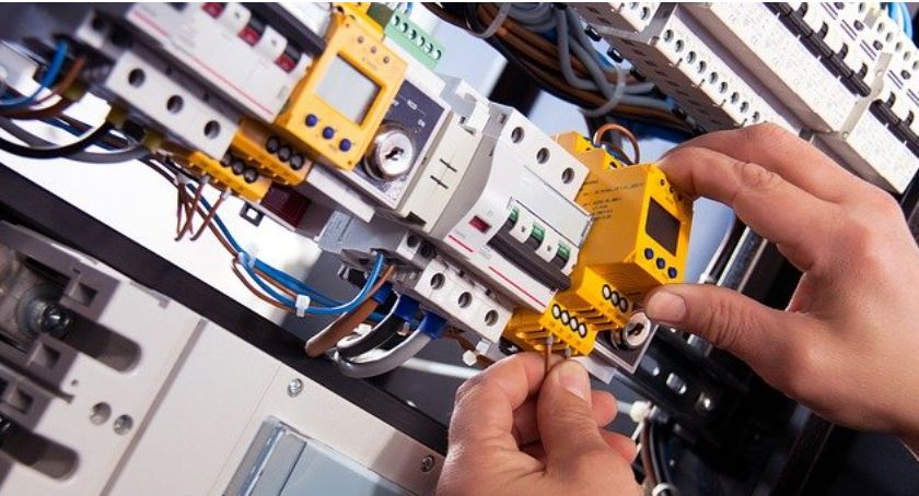 Dobry elektryk - gdzie go znaleźć?