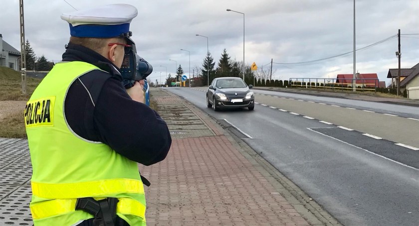 4000 kierowców w Małopolsce straciło czasowo prawo jazdy za złamanie limitu prędkości w obszarze zabudowanym 