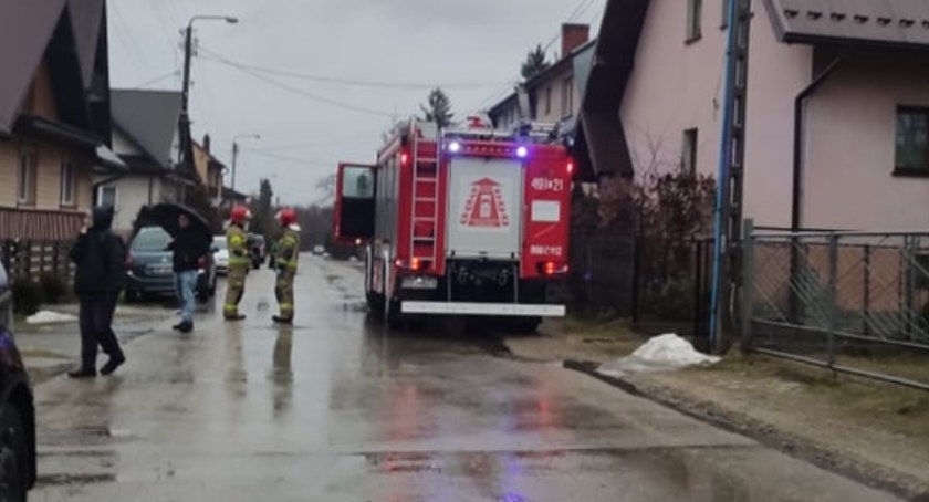 Pożar samochodu w Czarnym Dunajcu