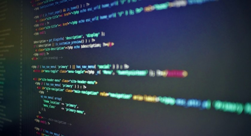 Kursy programowania online. Podnieś swoje kwalifikacje i zdobądź nowe umiejętności