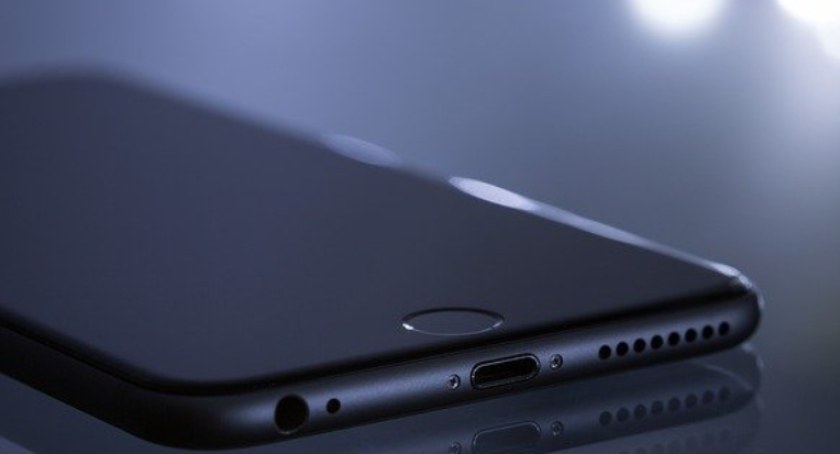 Jak założyć podsłuch telefonu?