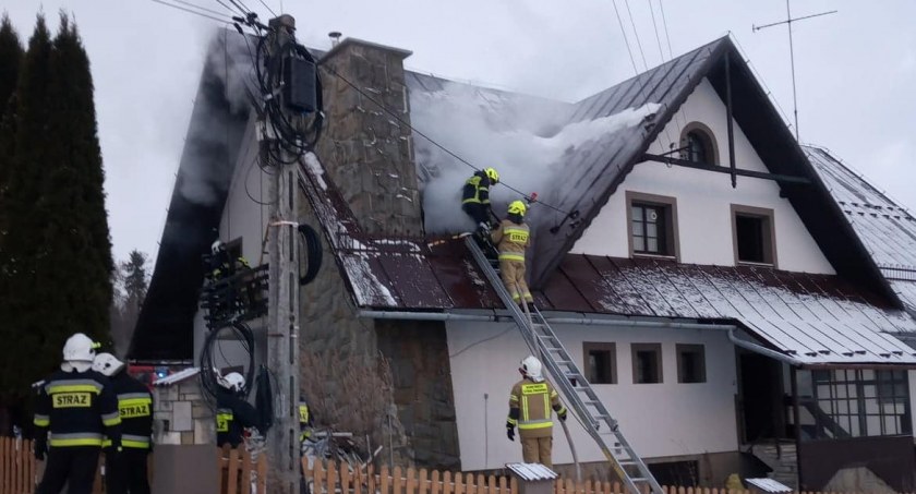 Pożar na poddaszu w Gronkowie