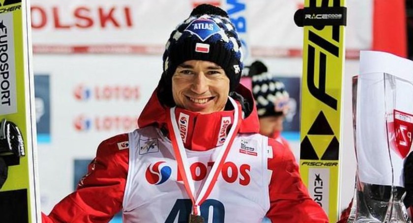 Kamil Stoch czwarty podczas olimpijskiego konkursu na dużej skoczni