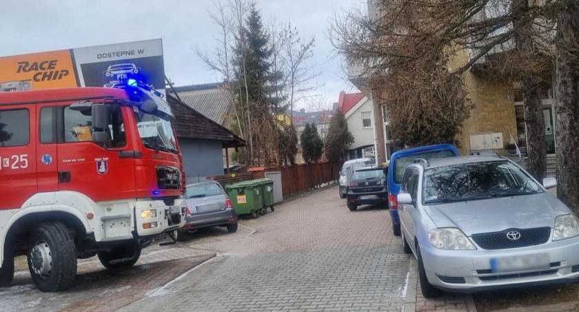 Alarmy bombowe w Urzędzie Celnym i Urzędzie Skarbowym w Nowym Targu 