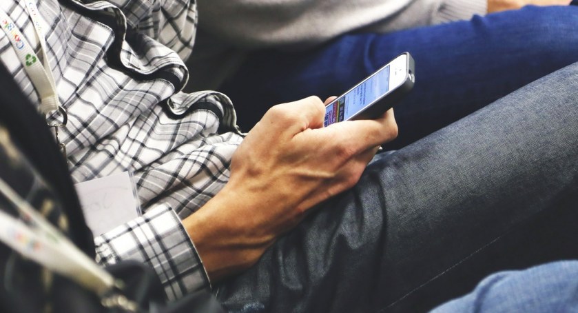 Informacja także jest bronią - uważajmy na dezinformację