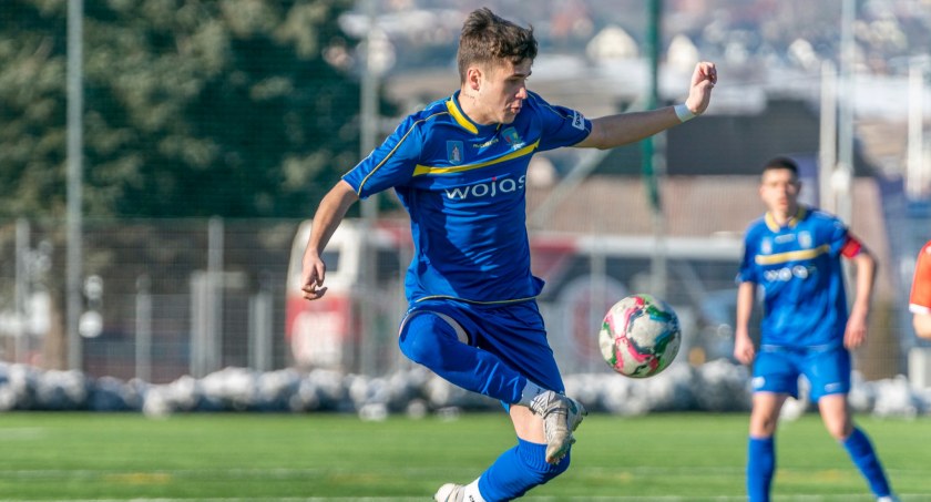 Cenny punkt na boisku faworyta - remis juniorów NKP Podhale z Koroną Kielce