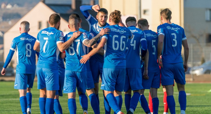 Puchar Polski. Dwucyfrowa wygrana Podhala. Hat-trick debiutanta. 