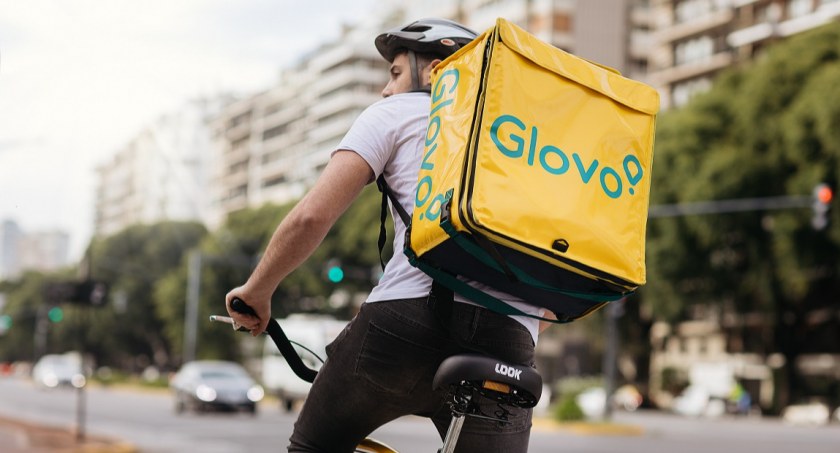 Jedzenie i zakupy z dostawą do biura czy domu, także w  Zakopanem – wszystko dzięki Glovo!