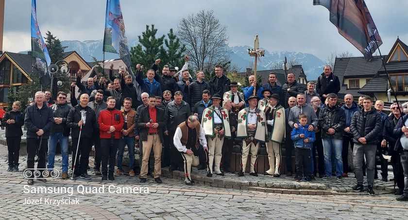 Męski Różaniec w Zakopanem to już comiesięczna tradycja