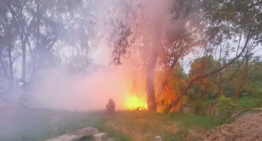 Duży ogień w Waksmundzie