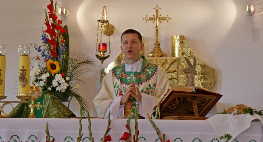 Ks. Michał Iwan z Podczerwonego proboszczem parafii św. Józefa Rzemieślnika w Rabie Niżnej