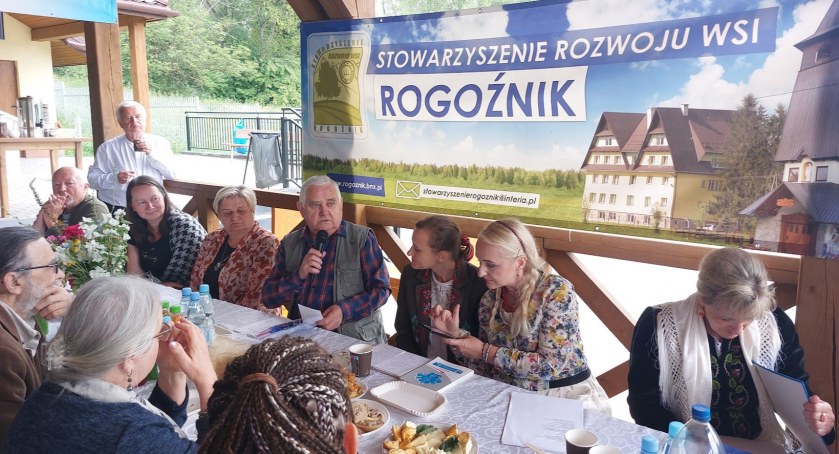 Poetycka IV Watra Rogoźnicka