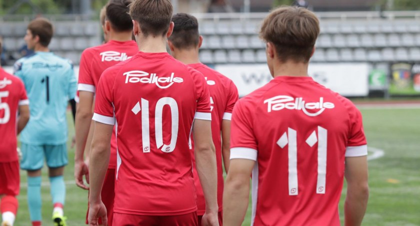 Wygrana juniorów NKP okupiona kontuzjami