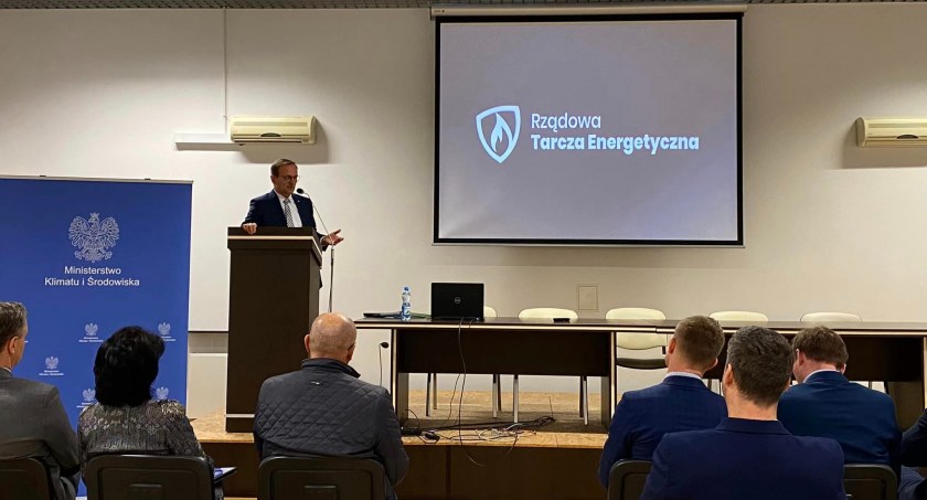 Minister Edward Siarka przedstawił założenia rządowej tarczy energetycznej 