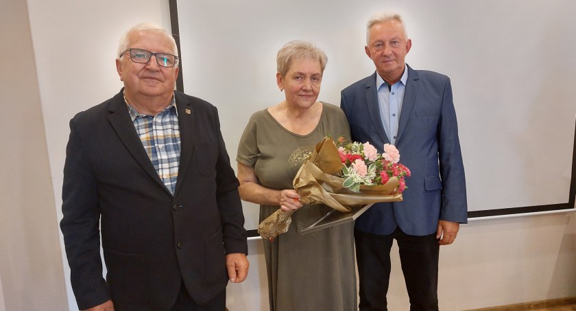 Wieloletnia nauczycielka i dyrektorka ze Spytkowic odchodzi na emeryturę 