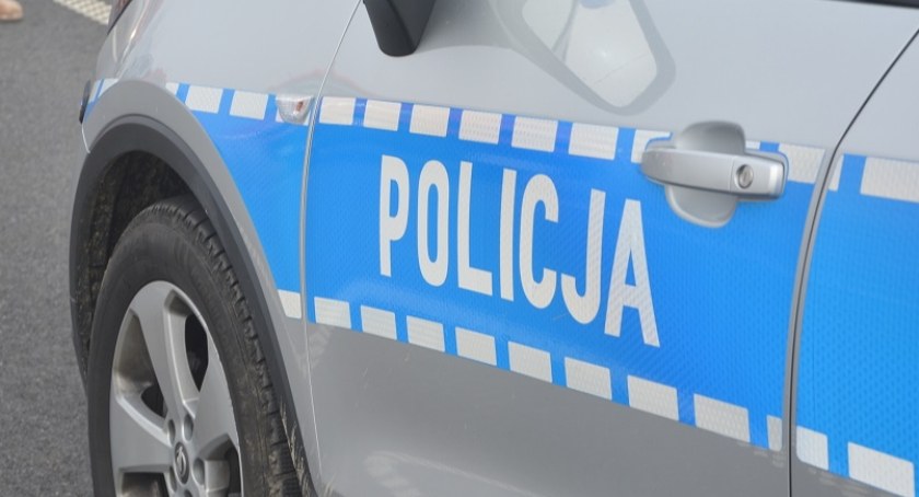 Po pijaku uciekał przed policją - odpowie za dwa przestępstwa