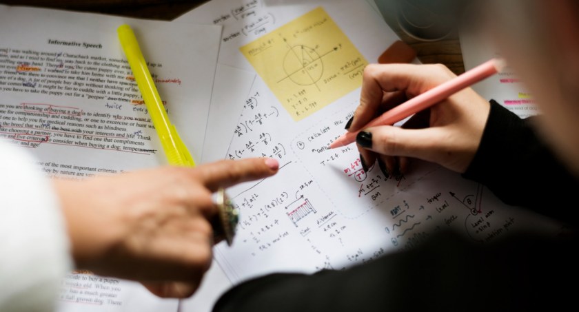 10 aplikacji dla dorosłych do nauki matematyki