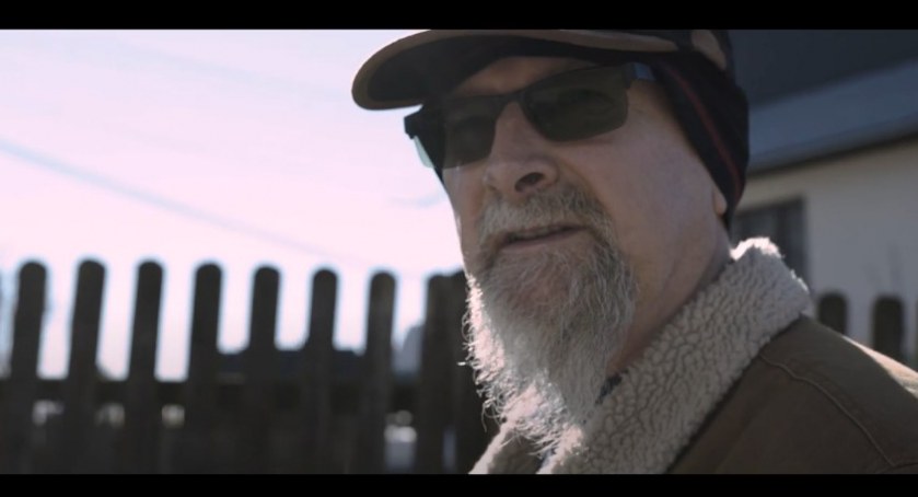 Z ciemności do światła - film dokumentalny o Andrzeju Dziubku