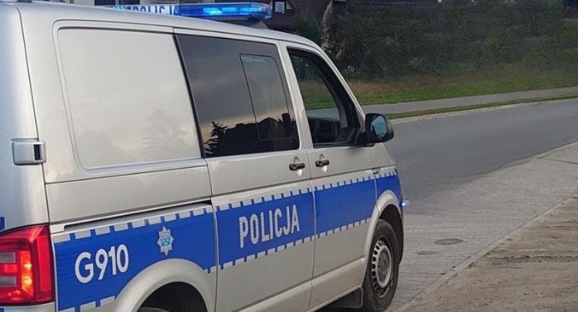 Agresywnymi i wulgarnymi nastolatkami zajmie się sąd