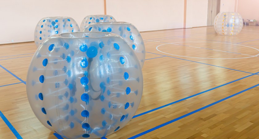 Jak wygląda zabawa z kulami bumper ball?