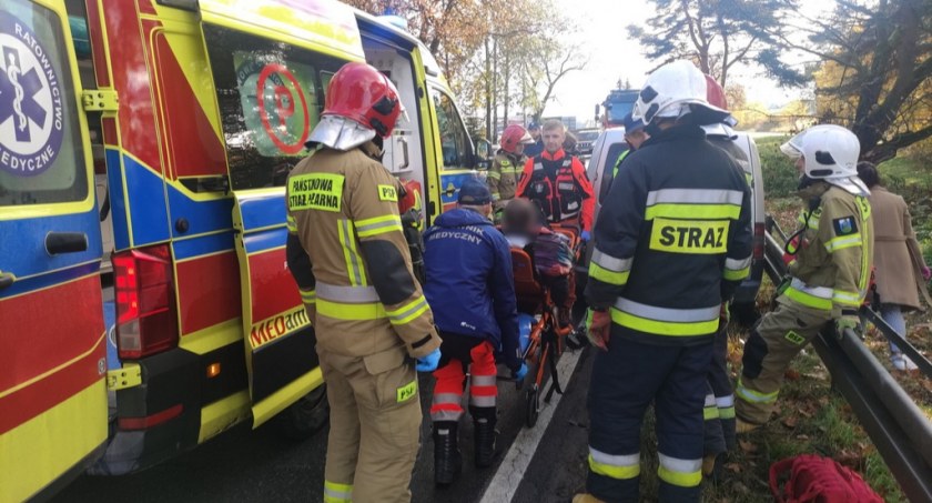 Motocyklem w osobówkę