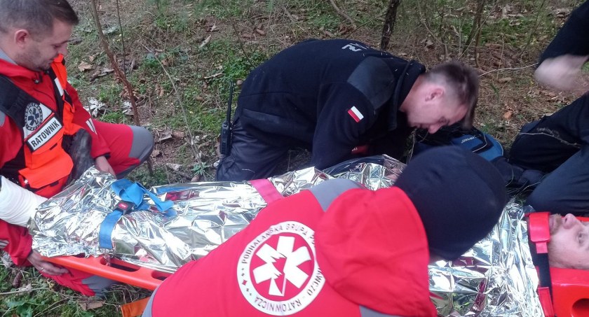 Ratownicy PGPR ze strażakami doskonalili umiejętności poszukiwania osób zaginionych