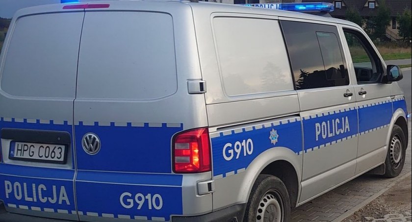 Miał 3,5 promila alkoholu - wjechał do rowu